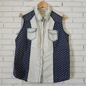 Sleeveless Patterned Denim Shirt